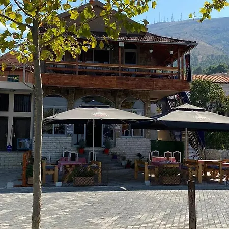 Piccolino ホテル