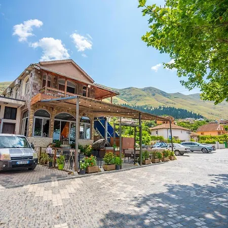 Piccolino فندق شكودر