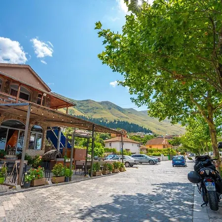 Piccolino شكودر
